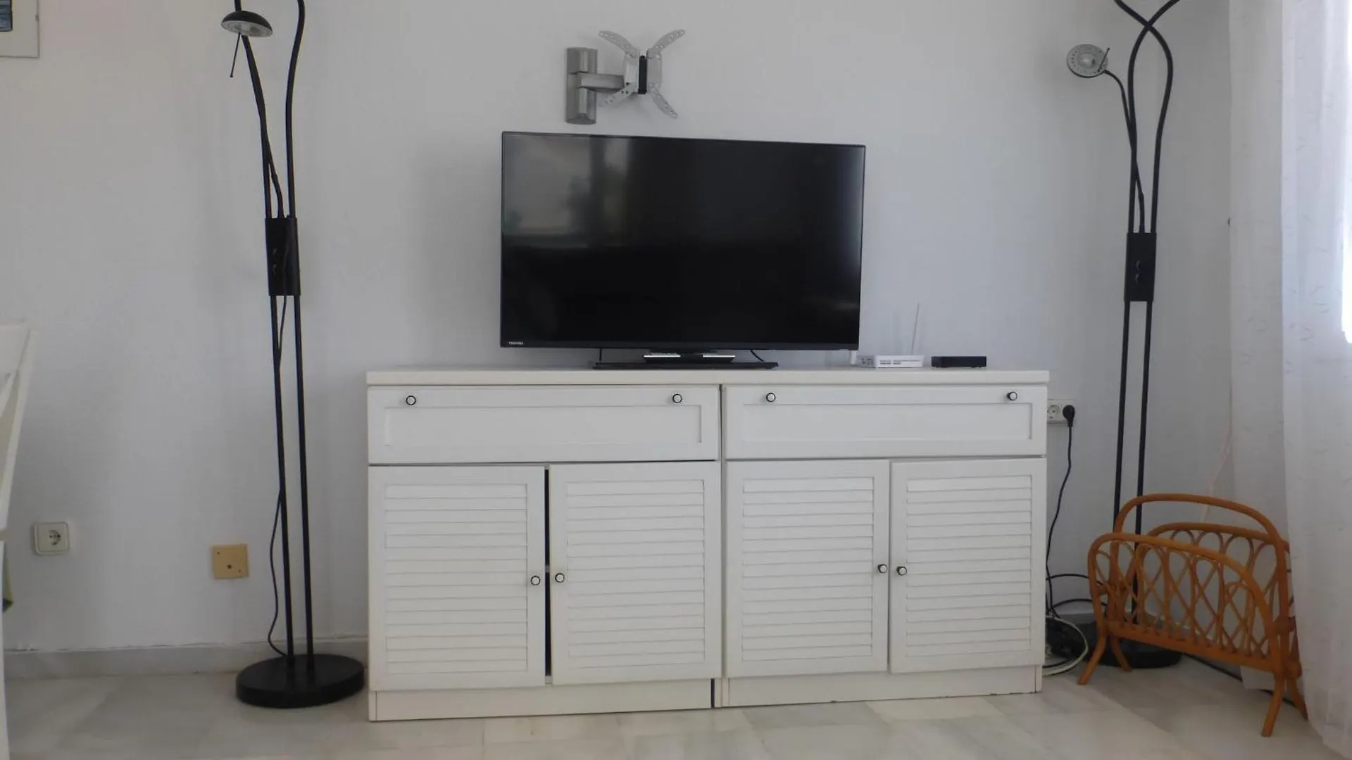 Nice 2 Bedroom Apartment Roquetas de Mar