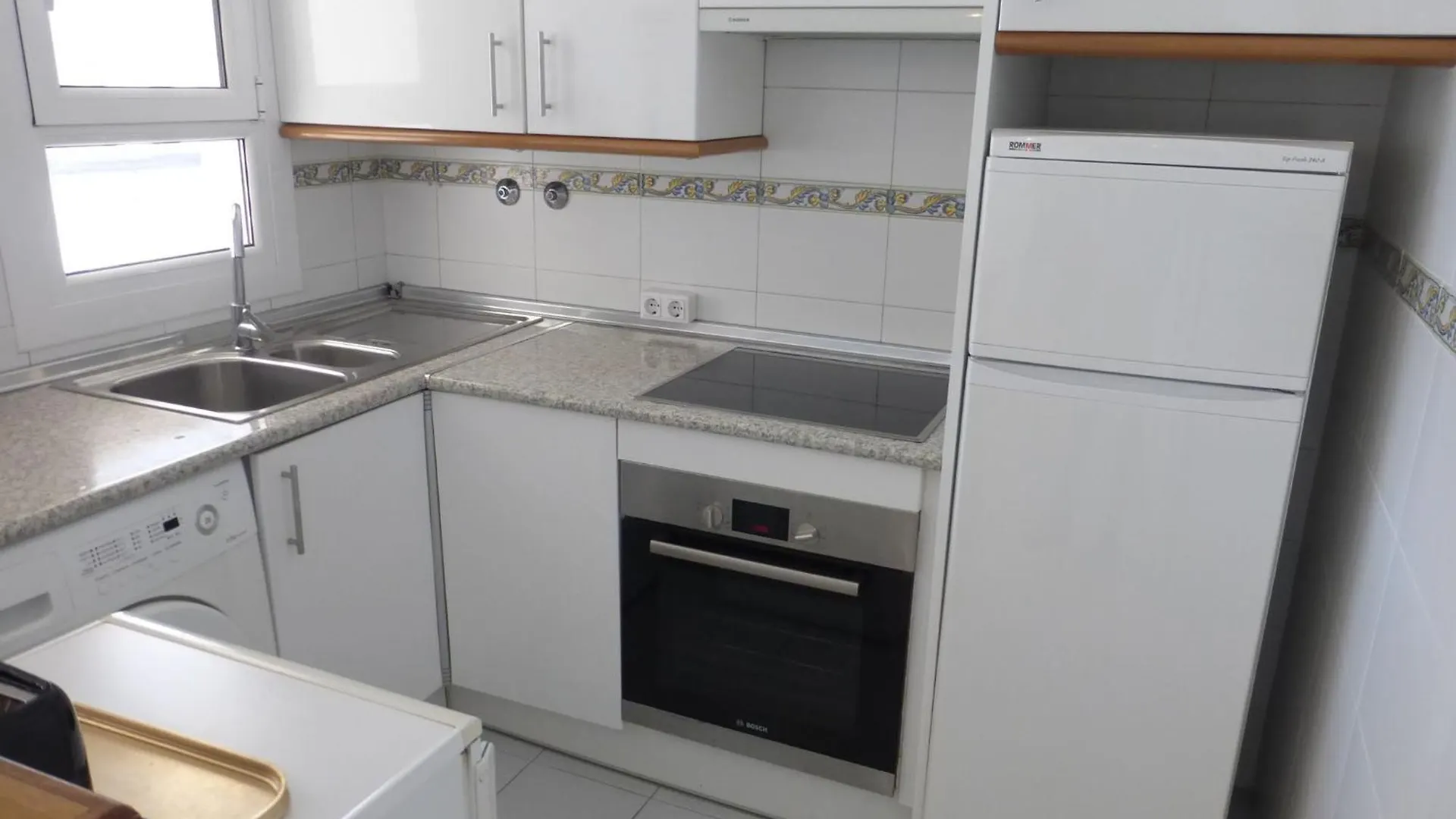 Nice 2 Bedroom Apartment 滨海罗克塔斯